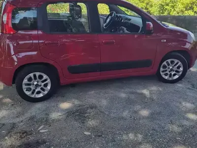 Usata Fiat Panda 69 CV (50 kW) 2015 Rosso Utilitaria