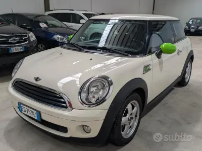 Usata Mini ONE 75 CV (55 kW) 2010 Bianco Utilitaria