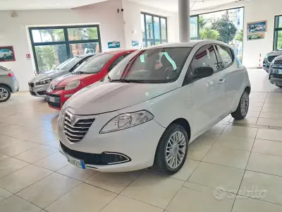 Usata Lancia Ypsilon S 69 CV (50 kW) 2012 Grigio Utilitaria