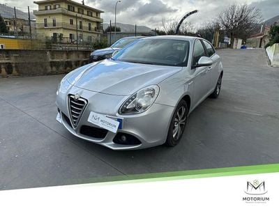 Usata Alfa Romeo Giulietta Exclusive 105 CV (77 kW) 2013 Grigio Utilitaria