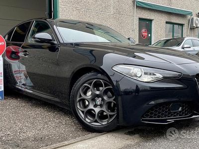 Usata Alfa Romeo Giulia Executive 160 CV (117 kW) 2020 Nero Berlina