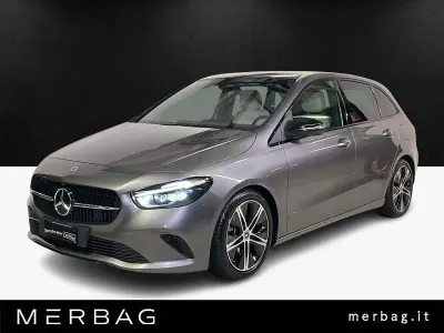 Usata Mercedes B250 Advanced 224 CV (164 kW) 2023 Grigio Utilitaria