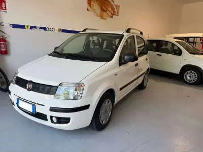 Usata Fiat Panda Emotion 69 CV (50 kW) 2012 Bianco Utilitaria