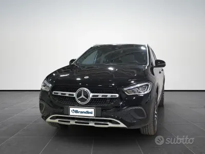 Usata Mercedes GLA180 116 CV (85 kW) 2022 Nero met. SUV