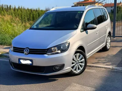 Usata VW Touran Highline 140 CV (102 kW) 2013 Grigio Monovolume