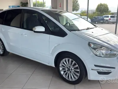 Usata Ford S-MAX Titanium 163 CV (119 kW) 2014 Bianco Monovolume