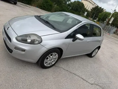 Usata Fiat Punto Evo 85 CV (62 kW) 2015 Grigio Utilitaria