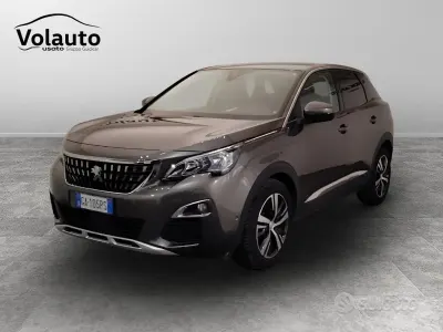 Usata Peugeot 3008 Allure 131 CV (96 kW) 2020 Grigio metallizzato scuro SUV