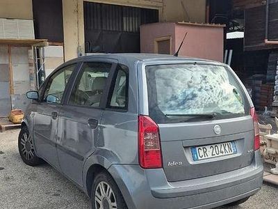 Usata Fiat Idea 101 CV (74 kW) 2004 Grigio Monovolume