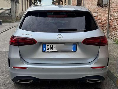 Usata Mercedes B180 Advanced Plus 116 CV (85 kW) 2024 Argento Monovolume