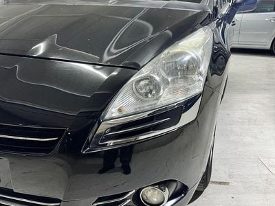 Usata Peugeot 5008 114 CV (83 kW) 2013 Nero Monovolume