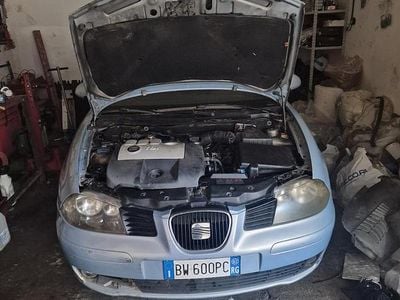 Usata Seat Ibiza 101 CV (74 kW) 2002 Blu Utilitaria