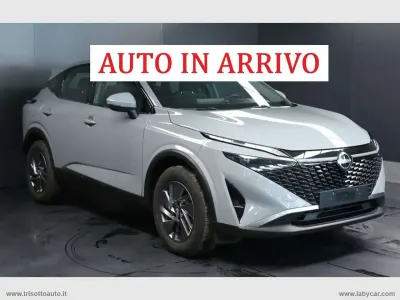 Używany Nissan Qashqai Acenta 140 KM (102 kW) 2025 Szary SUV