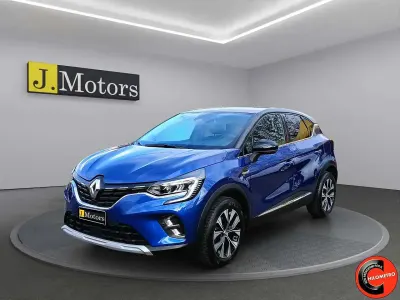 Usata Renault Captur Techno 91 CV (66 kW) 2024 Blu/tetto nero SUV