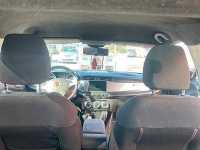 Usata Alfa Romeo Giulietta 105 CV (77 kW) 2010 Grigio Berlina