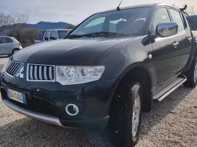 Usata Mitsubishi L200 Invite+ 136 CV (100 kW) 2010 Other Pick-up