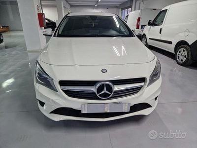 Mercedes CLA200