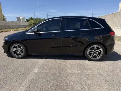 Usata Mercedes B180 Premium 116 CV (85 kW) 2022 Monovolume