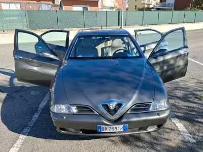 Occasion Alfa Romeo 166 150 ch (110 kW) 2001 Gris Berline