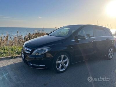 Usata Mercedes B180 110 CV (80 kW) 2013 Monovolume