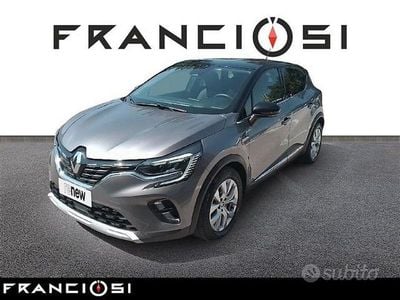 Usata Renault Captur Intens 143 CV (105 kW) 2022 Grigio SUV