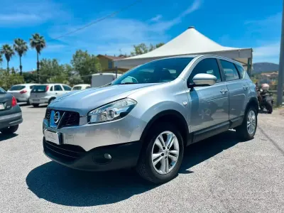 Usata Nissan Qashqai Tekna 110 CV (80 kW) 2011 Grigio SUV