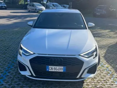 Usata Audi A3 S-Line 116 CV (85 kW) 2023 Bianco Berlina