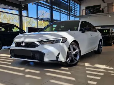 Usata Honda Civic Sport 184 CV (135 kW) 2025 Bianco Monovolume