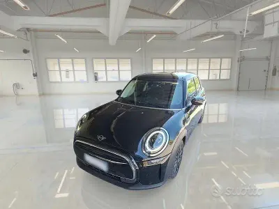 Usata Mini Cooper Classic 136 CV (100 kW) 2022 Nero Utilitaria