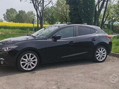 Usata Mazda 3 Exceed 105 CV (77 kW) 2017 Nero Berlina