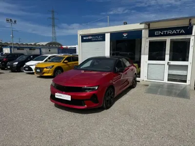 Usata Opel Astra GS Line 2024 Kardio red Utilitaria