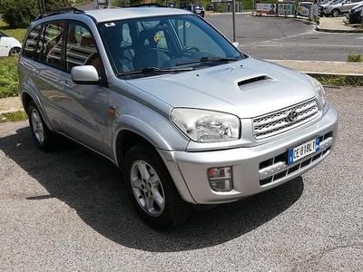 Begagnad Toyota RAV4 116 HK (85 kW) 2003 Grå SUV