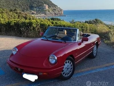 Usata Alfa Romeo Spider 117 CV (86 kW) 1992 Rosso Cabrio
