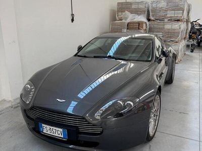 Usata Aston Martin V8 Vantage 426 CV (313 kW) 2009 Grigio Coupé