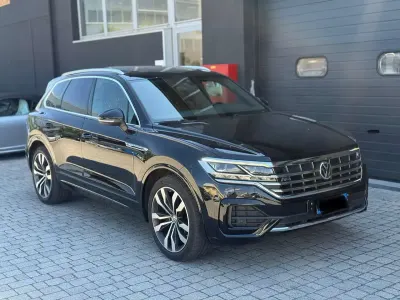 Usata VW Touareg R-line 286 CV (210 kW) 2018 Nero SUV