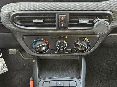 Usata Hyundai i10 67 CV (49 kW) 2022 Bianco Utilitaria