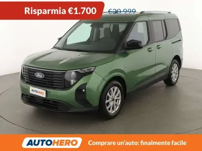 Usata Ford Tourneo Courier Titanium 125 CV (91 kW) 2024 Verde Monovolume