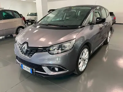 Usata Renault Grand Scénic IV 120 CV (88 kW) 2020 Grigio Monovolume