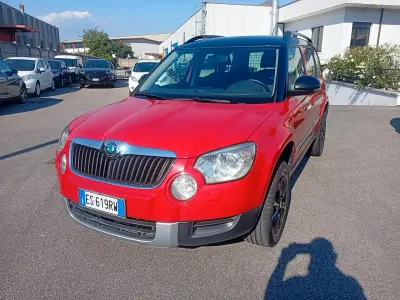 Usata Skoda Yeti Adventure 110 CV (80 kW) 2013 Rosso SUV
