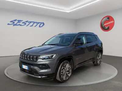 Usata Jeep Compass Summit 131 CV (96 kW) 2025 Grigio SUV