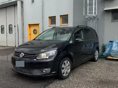 Usata VW Touran Comfortline 105 CV (77 kW) 2011 Nero Monovolume