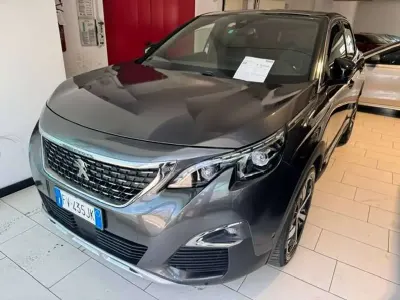 Usata Peugeot 3008 GT-line 131 CV (96 kW) 2019 Grigio SUV
