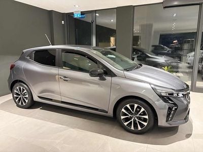 Grigio scuro Nuova 2025 Mitsubishi Colt Invite Berlina | 19.900 € (Cara)