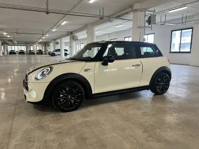 Käytetty Mini Cooper S Hype 192 HP (141 kW) 2019 Valkoinen Viistoperä