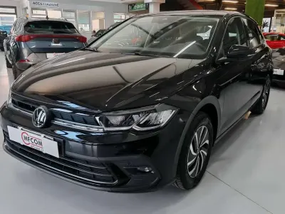 Usata VW Polo Life 95 CV (69 kW) 2025 Nero Utilitaria