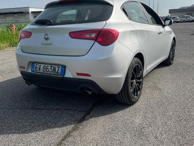 usata Alfa Romeo Giulietta 1.6 diesel 105cv