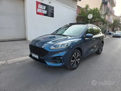 Usado Ford Kuga ST-Line 120 CV (88 kW) 2020 Azul SUV