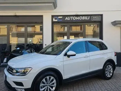 Usata VW Tiguan Business 115 CV (84 kW) 2017 Bianco SUV