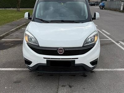Usata Fiat Doblò Lounge 120 CV (88 kW) 2017 Bianco Monovolume