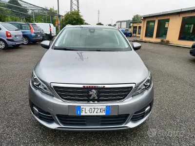 Occasion Peugeot 308 Allure 131 ch (96 kW) 2017 Gris Break